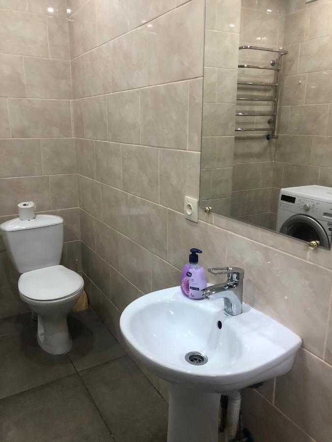 Nigoyana,23 Apartment Вокзал Днепр Esterno foto