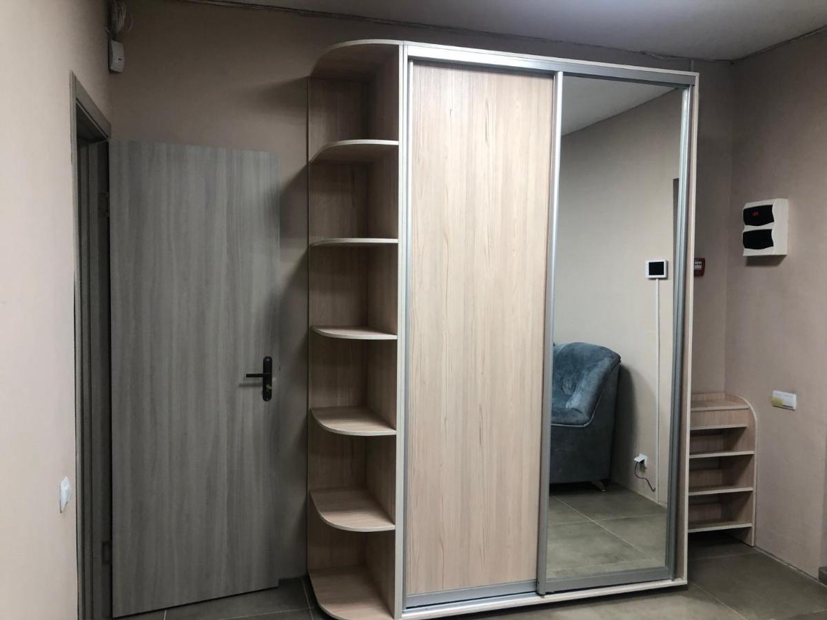 Nigoyana,23 Apartment Вокзал Днепр Esterno foto